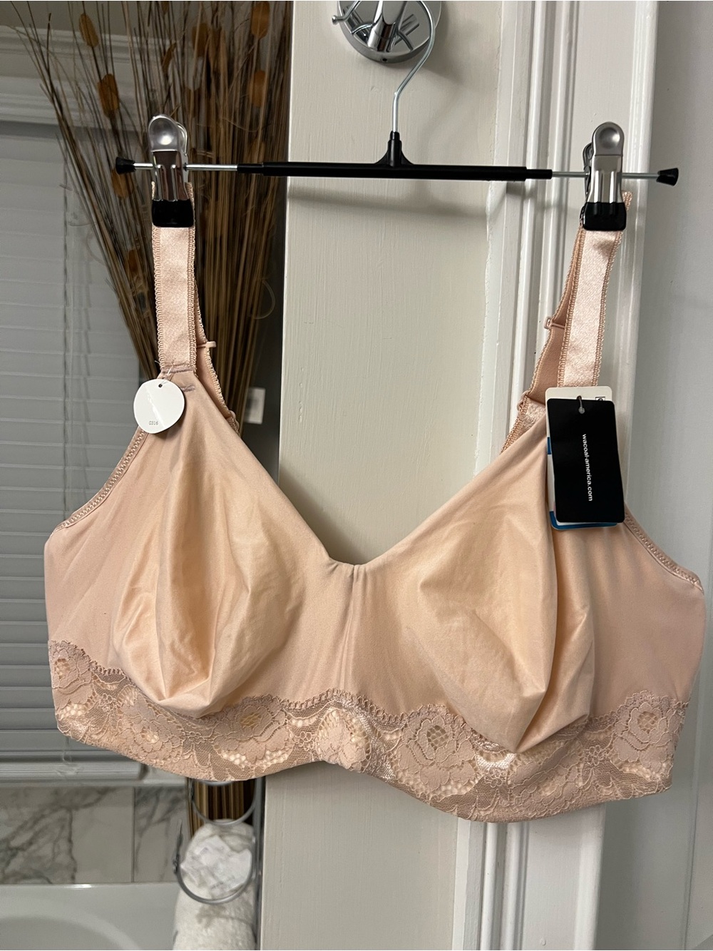 Wacoal Blush Lace-Trim Wireless Comfort Bra